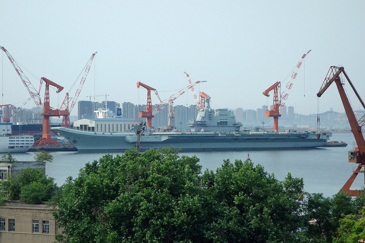 Chinese aircraft carrier Shandong in 2019.jpg